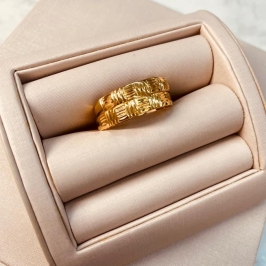 AN OURO APARADOR DETALHE OURO