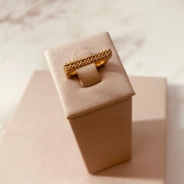 AN OURO QUADRADO FINO CRAQUELADO