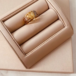 AN 3 CORES VAZADOS COM BORBOLETAS