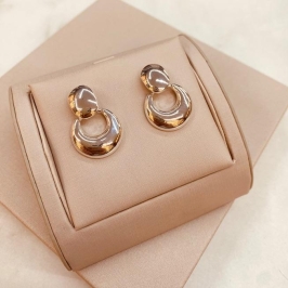 BR PRATA BASE OVAL LISA MEIA LISA PENDURADA