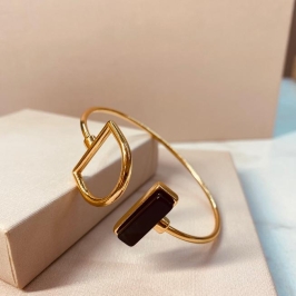 BRAC OURO GEOMÉTRICO ÁGATA PRETA