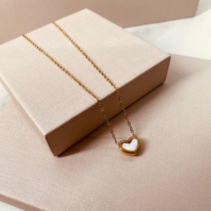 CL AÇO OURO CORAÇÃO MADRE PEROLA