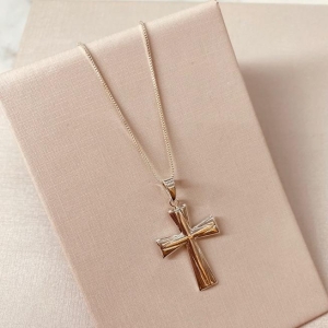 CL PRATA CRUZ TRABALHADA