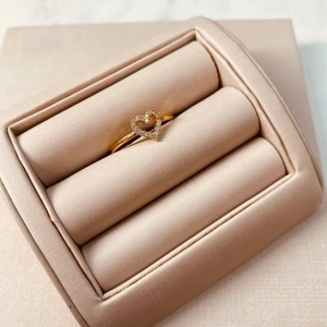 AN OURO CORAÇAO VAZADO MICRO CRAVEJADO