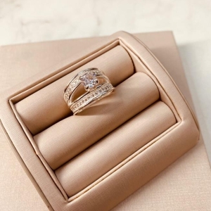 AN PRATA SOLITÁRIO ARO ABERTO MICRO CRAVEJADO