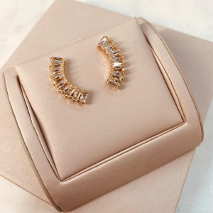 BR OURO EARCUFF ZIRCONIAS BAGUETE