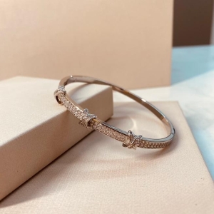 BRAC PRATA CRAVEJADO DETALHE X OURO