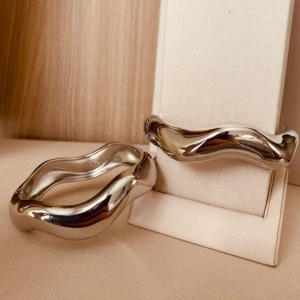 BRAC PRATA ONDULADO LISO