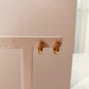 BR OURO ARGOLA RETANGULAR OVAL DETALHE M