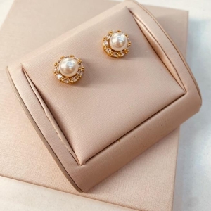 BR OURO PEROLA E ZIRCONIA OVAL