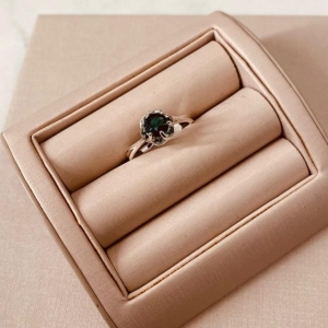 AN PRATA SOLITÁRIO PRICESA ZIRCONIA ESMERALDA