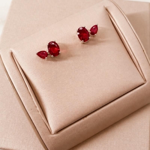 BR PRATA ZIRCONIA OVAL E GOTA RUBI