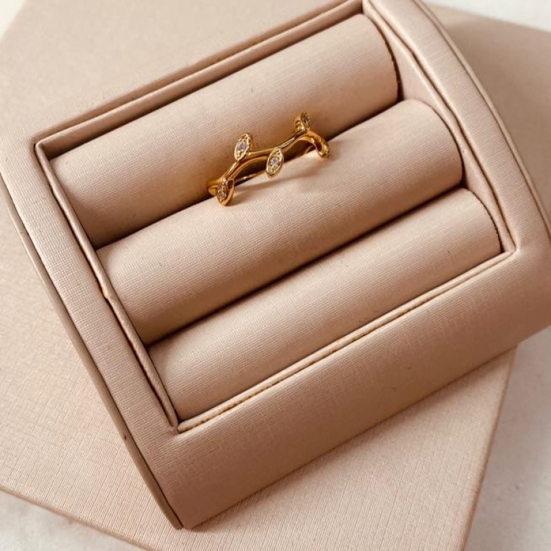 AN OURO FINO FOLHAS P