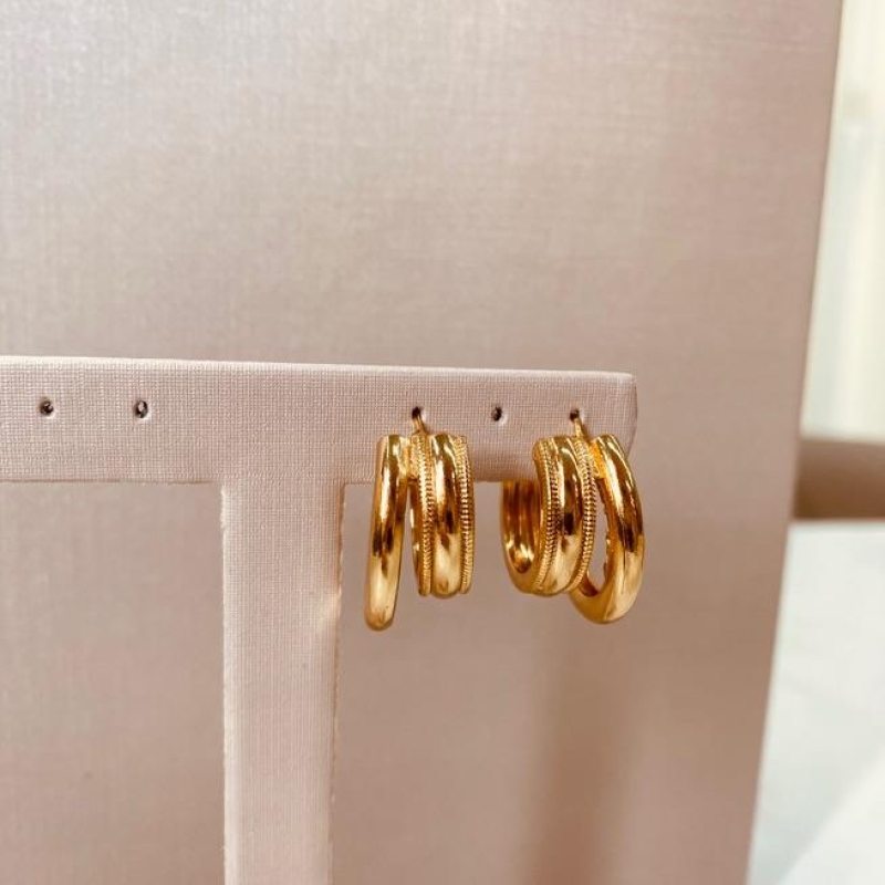 BR OURO ARGOLA DUPLA LISA E TRABALHADA