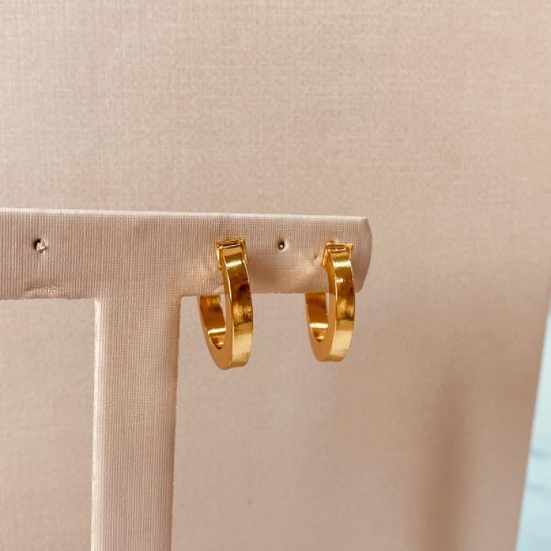 BR OURO ARGOLA QUADRADA P