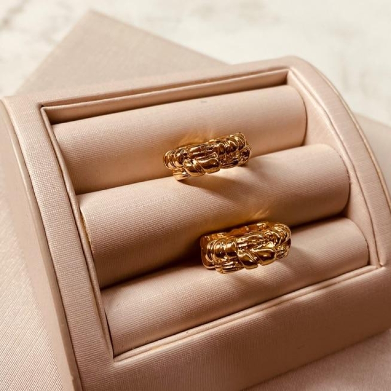 BR OURO ARGOLA TRABALHADA