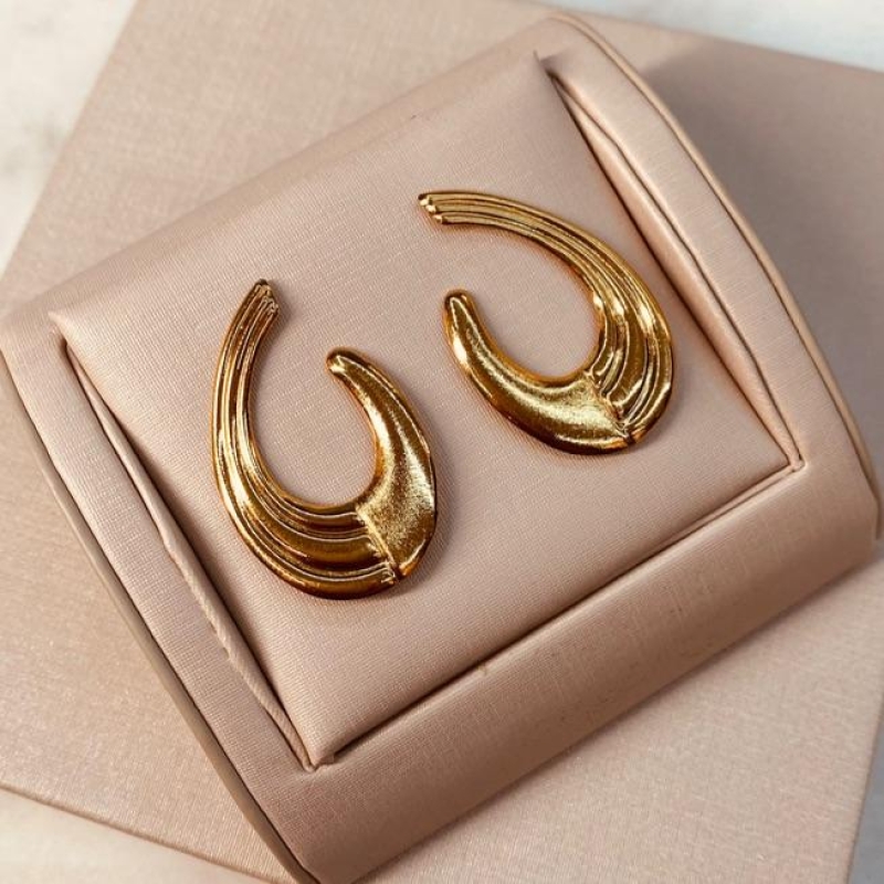 BR OURO GOTA VAZADA DESENHADA E LISA