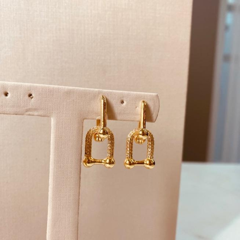 BR OURO RENATA ARGOLA CRAVEJADA P