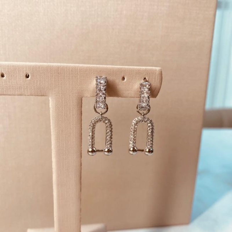 BR PRATA ARGOLA BAGUETE PG RENATA MICRO CRAVEJADO