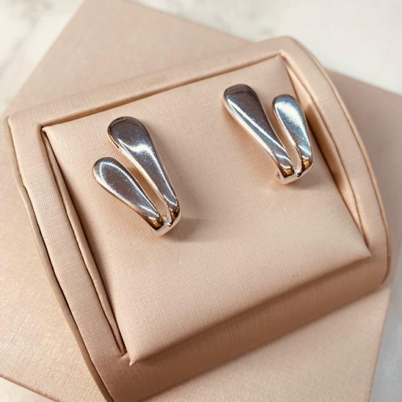 BR PRATA LISO 2 GOTAS SUBINDO