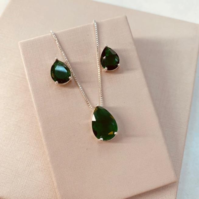 CJ PRATA GOTA ESMERALDA