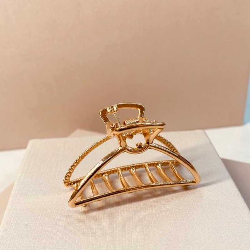 PRENDEDOR OURO MINIMALISTA