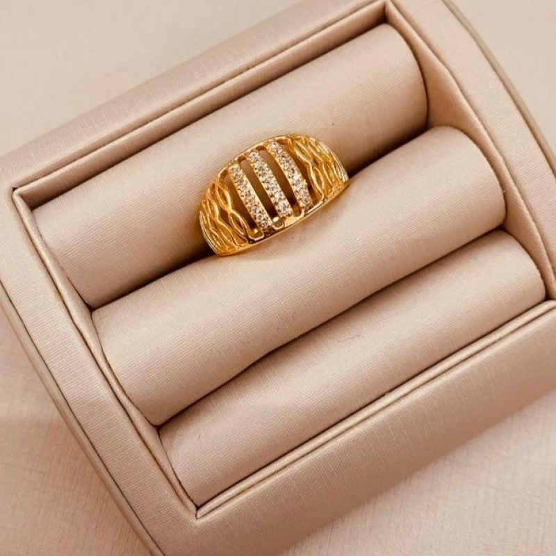 AN OURO VAZADO ZIRCONIAS INFINITOS