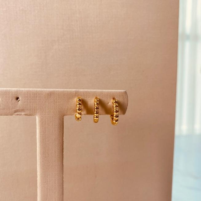 TR OURO ARGOLA BOLINHAS