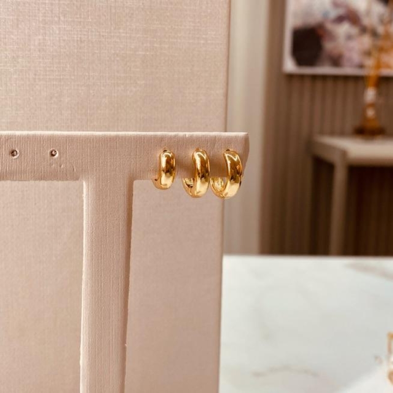 TR OURO ARGOLA LISA MEIO LARGA