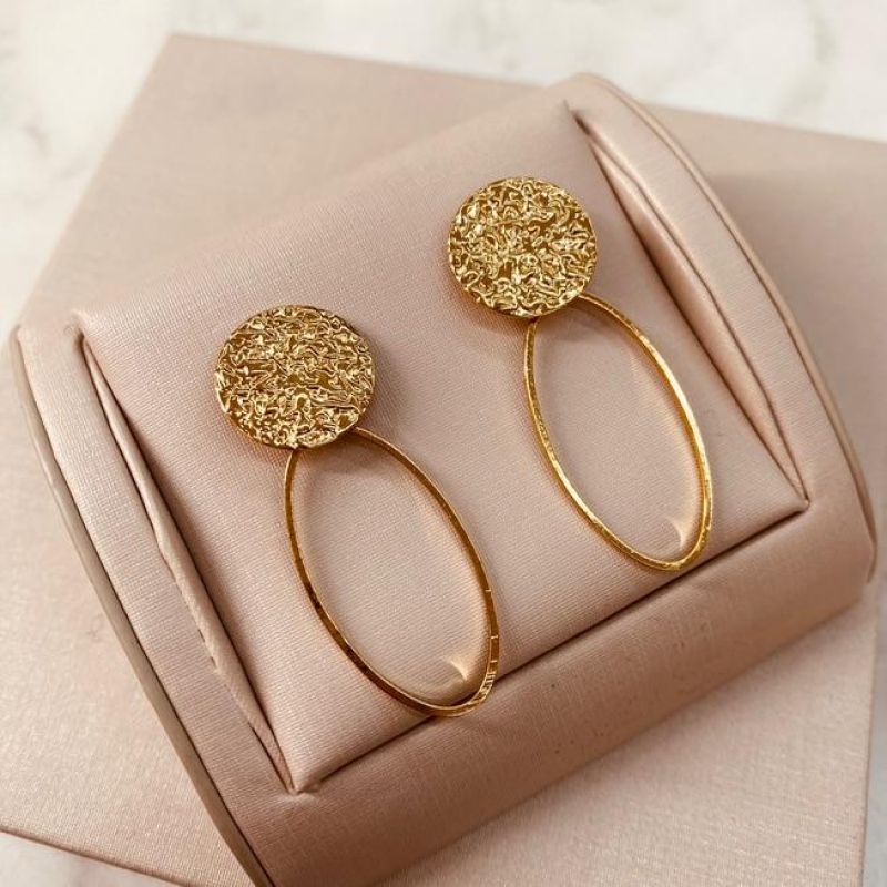 BR OURO MEDALHA MARTELADA CIRCULO OVAL