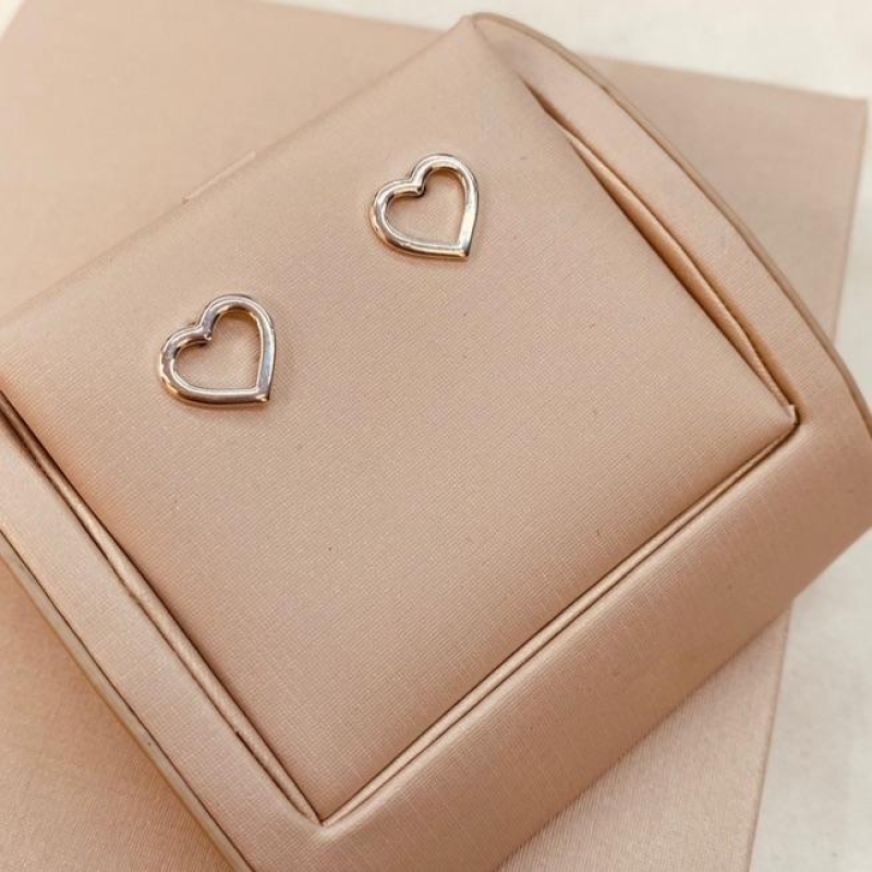 BR PRATA CORAÇÃO VAZADO P