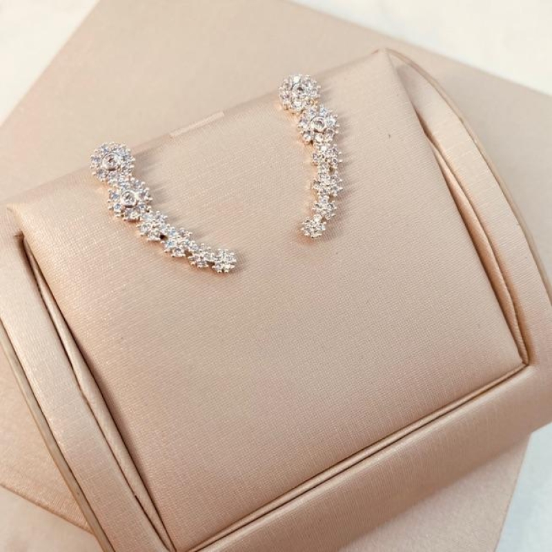 BR PRATA EARCUFF FLORES