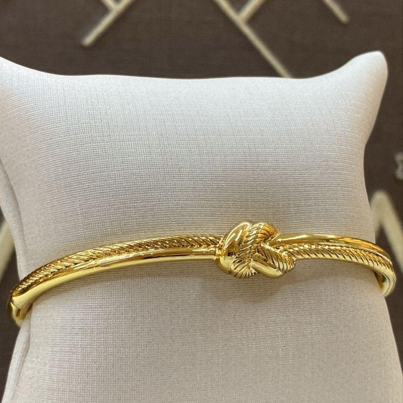 BRAC OURO NÓ LISO E DETALHADO