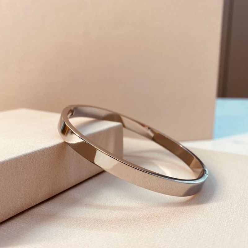 BRAC STEEL PREMIUM PRATA LISO QUADRADO FINO