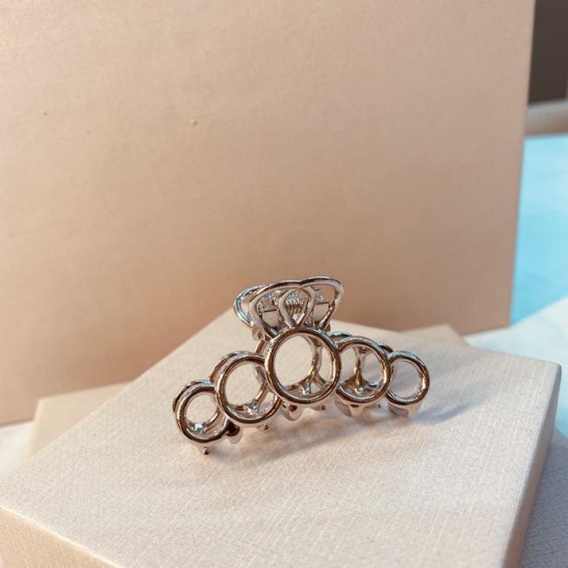 PRENDEDOR CIRCULOS PRATA