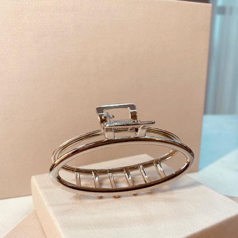 PRENDEDOR DE CABELO PRATA OVAL