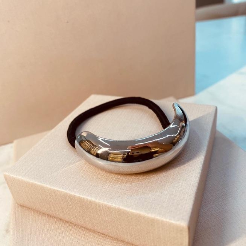 PRENDEDOR PRATA MEIO CIRCULO LISO ELASTICO