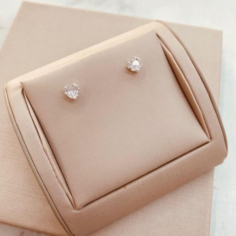 BR PRATA ZIRCONIA CORAÇÃO GARRA