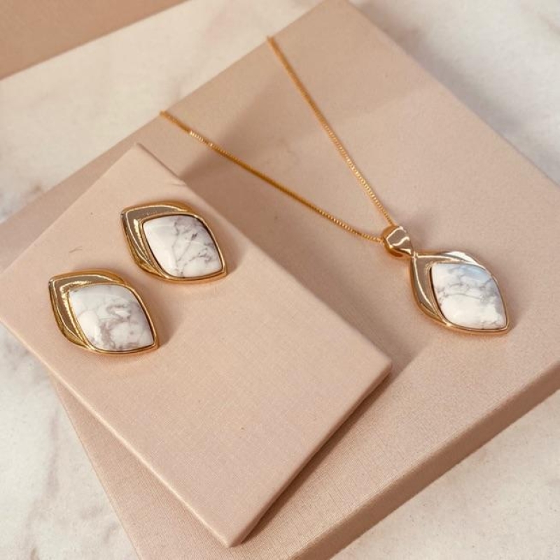 CJ OURO HOWLITA BRANCA