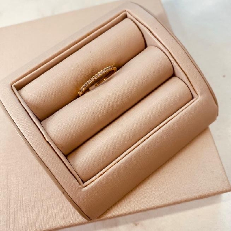 AN OURO MEIA ALIANÇA FINA MICRO CRAVEJADO