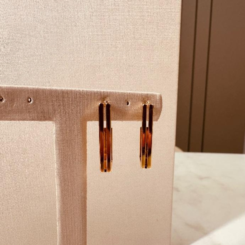 BR OURO ARGOLA QUADRADA VAZADA LONGA