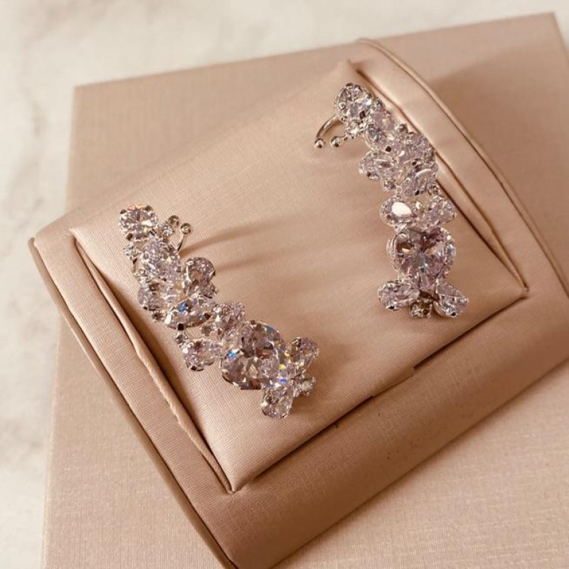 BR PRATA EARCUFF FESTA