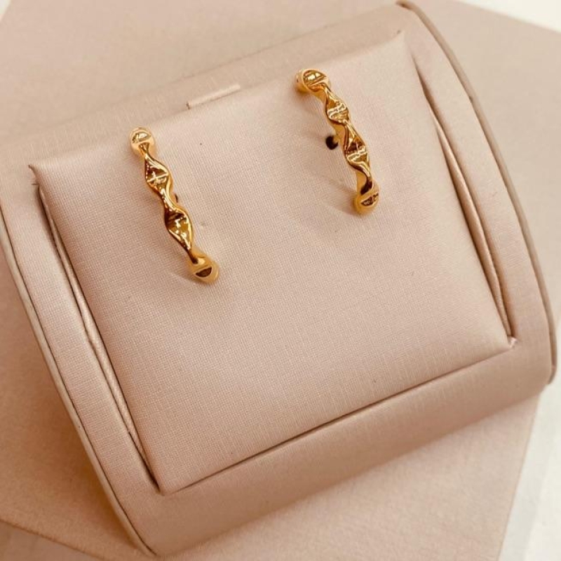 BR OURO EARCUFF TRABALHADO