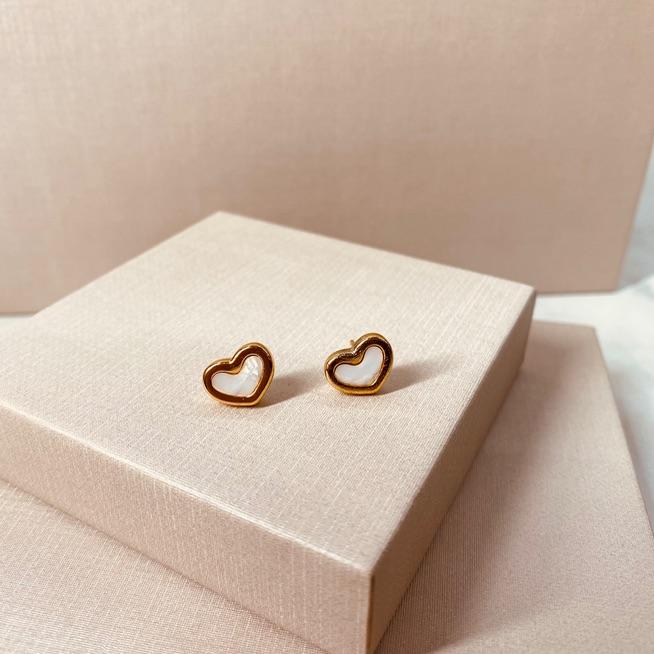 BR AÇO OURO CORAÇÃO MADRE PEROLA