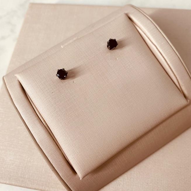 BR NEGRO PONTO DE LUZ NEGRO CAIXA ALTA P