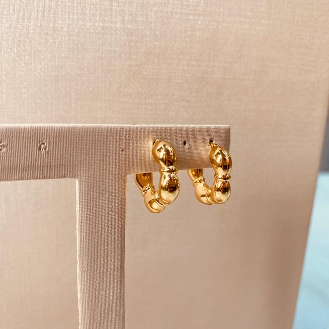 BR OURO ARGOLA FLOR P