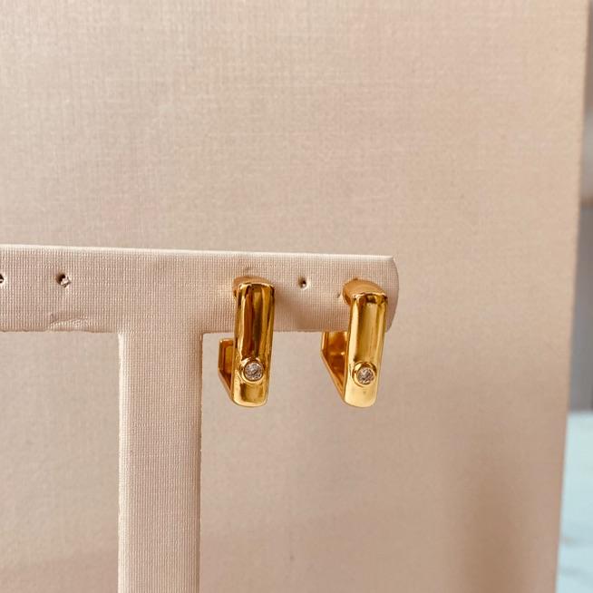 BR OURO ARGOLA QUADRADA ZIRCONIA