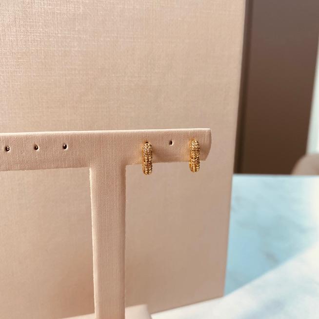 BR OURO CORAÇÃO MICRO CRAVEJADO FINO M