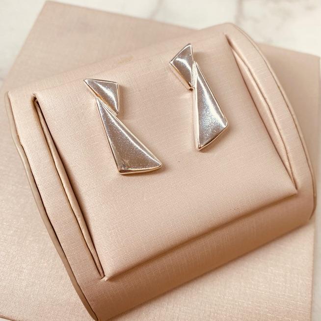 BR PRATA 2 TRIANGULOS