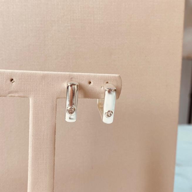 BR PRATA ARGOLA QUADRADA ZIRCONIA